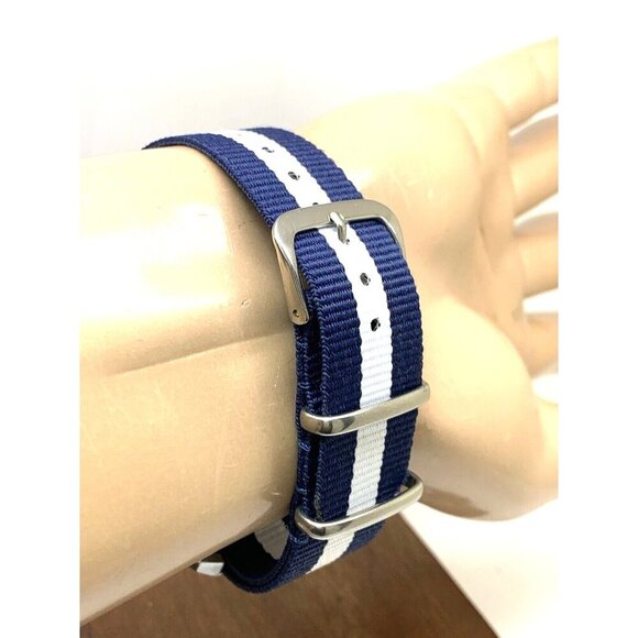 Sekonda Men's Watch Vintage USSR Automatic Blue Dial Date Nylon Strap 36mm - Picture 10 of 14